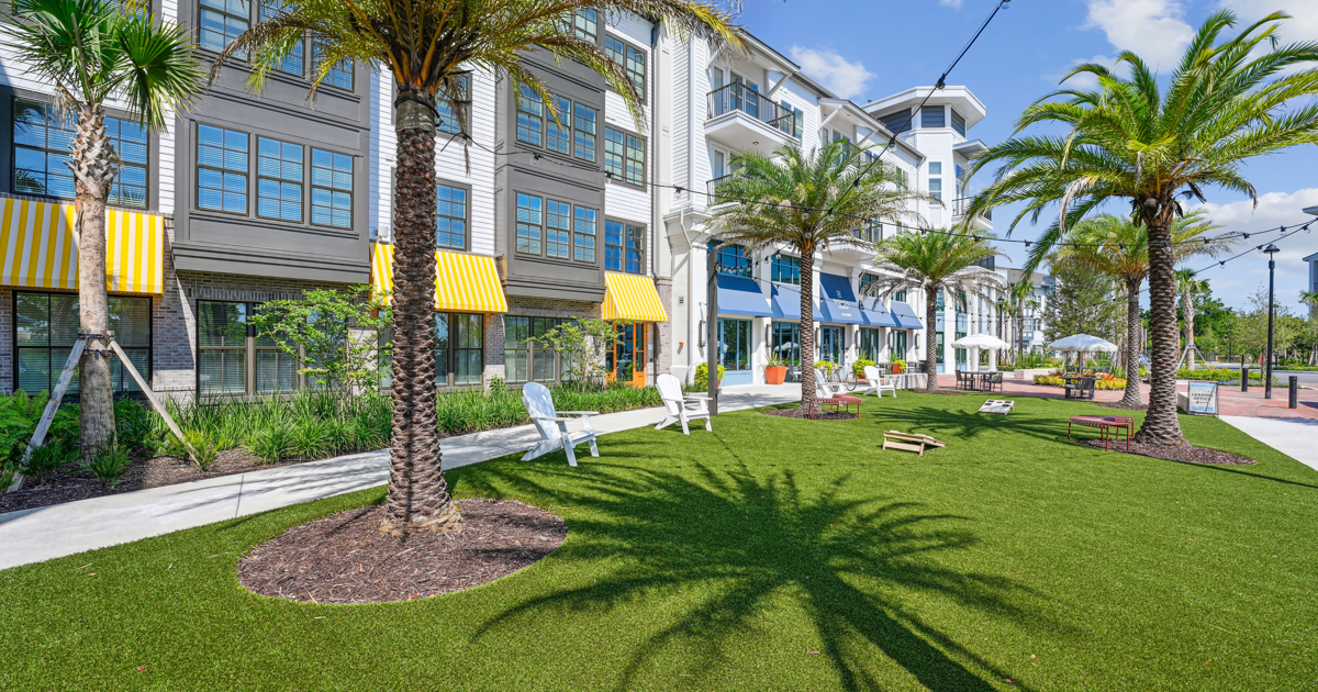 NOVEL Parkway by Crescent Communities